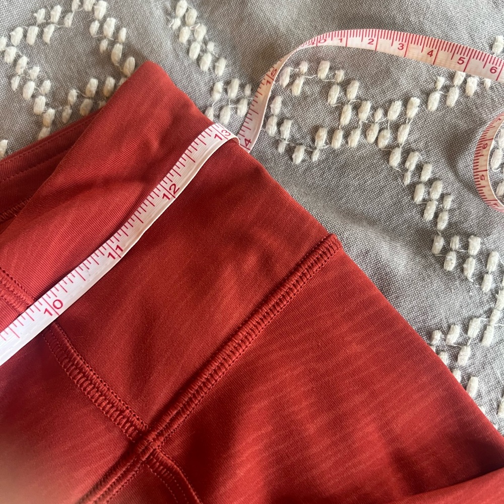 Lululemon Womens Leggings Size 6 - Picture 5 of 7
